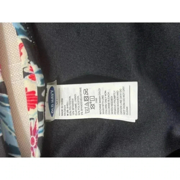 Old Navy Floral Bikini Size Small NWT - Picture 10 of 11